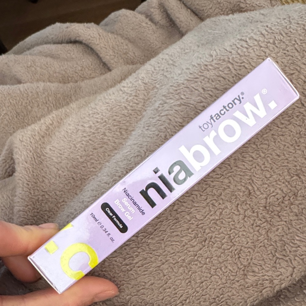 *NWT* Toy Factory Niabrow Brow Gel